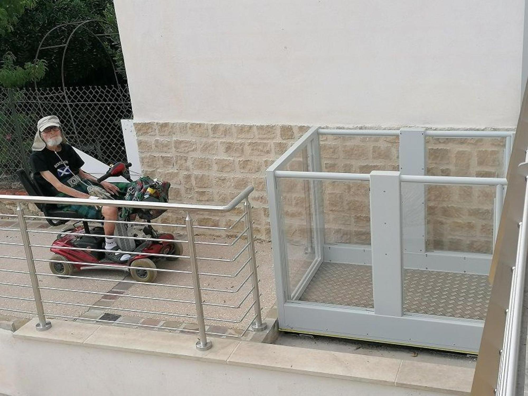 Gite Spacieux A Briare Avec Terrasse, Ideale Pour Familles Et Seminaires, Animaux Acceptes. - Fr-1-590-371 外观 照片